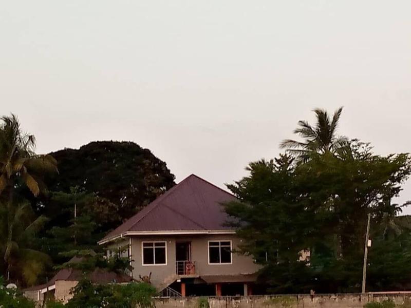 Kimyakimya Pub & Lodge