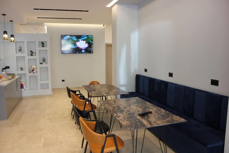 Central Boutique Hostel image