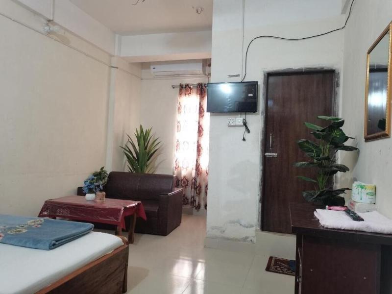 Hotel Labbaik Farmgate image
