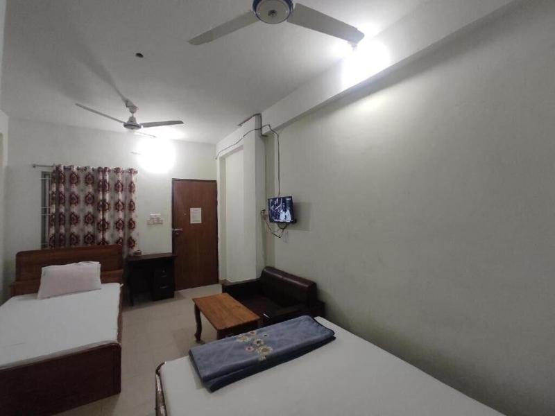 Hotel Labbaik Farmgate image