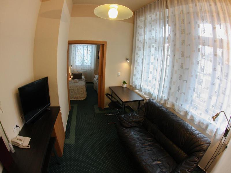 Hotel Vacek Pod V O V image