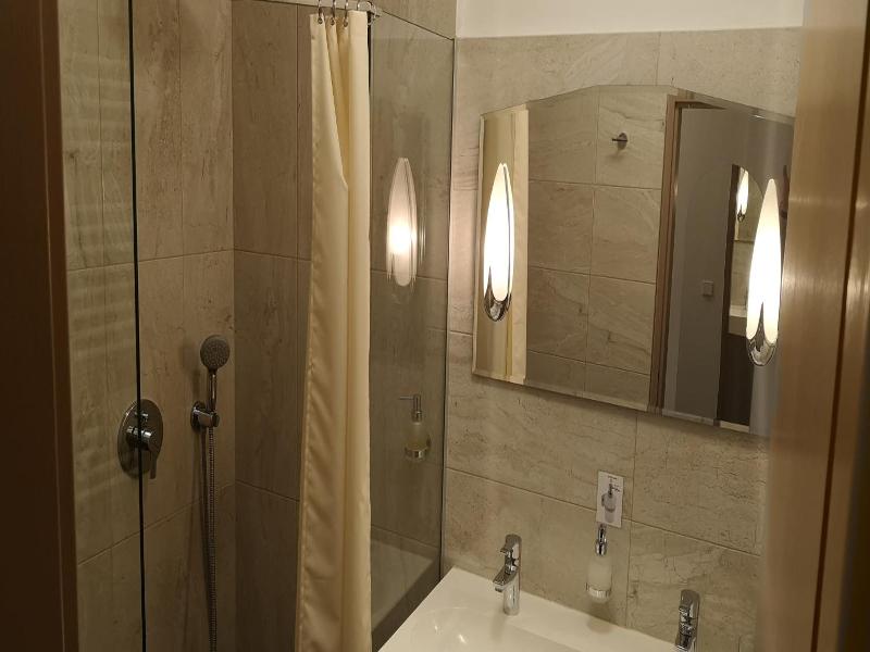 Hotel Vacek Pod V O V image