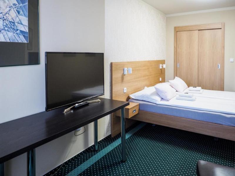 Hotel Vacek Pod V O V image