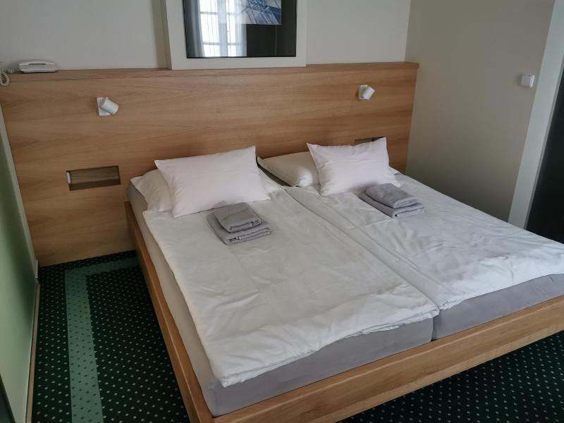 Hotel Vacek Pod V O V image