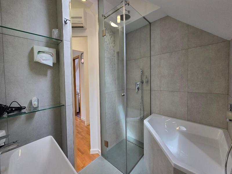 Hotel Vacek Pod V O V image
