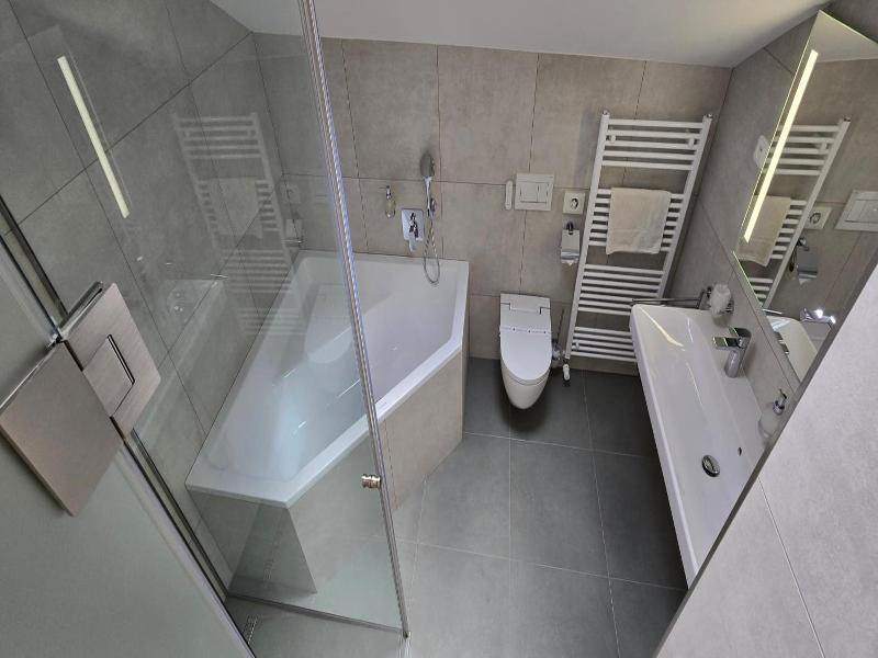 Hotel Vacek Pod V O V image