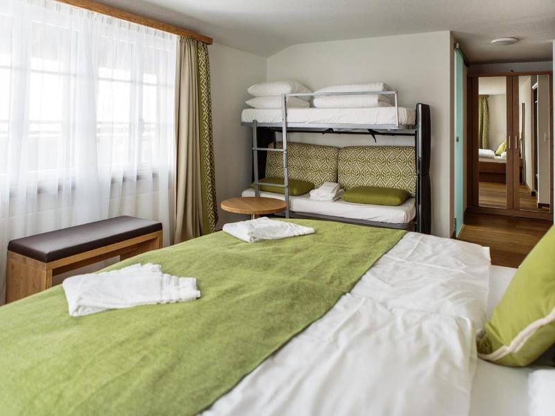 Hotel Restaurant Zum Schwarzen Bv Ren image