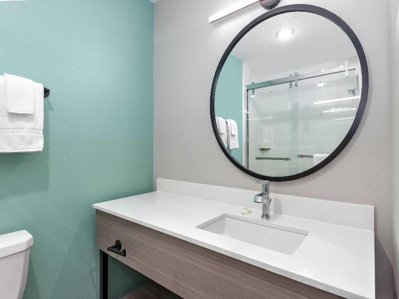 Echo Suites Extended Stay Dallas Plano/Richardson image