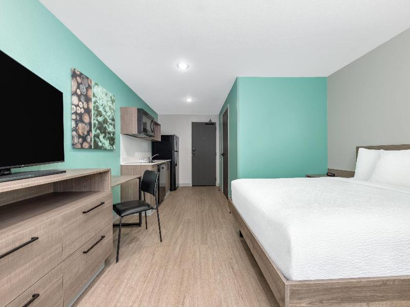 Echo Suites Extended Stay Dallas Plano/Richardson image