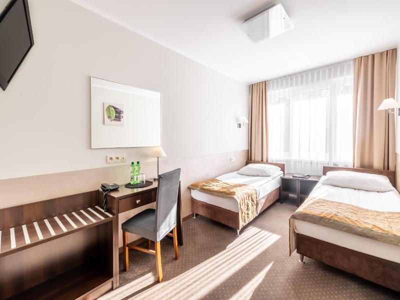 Hotel Le Ony image