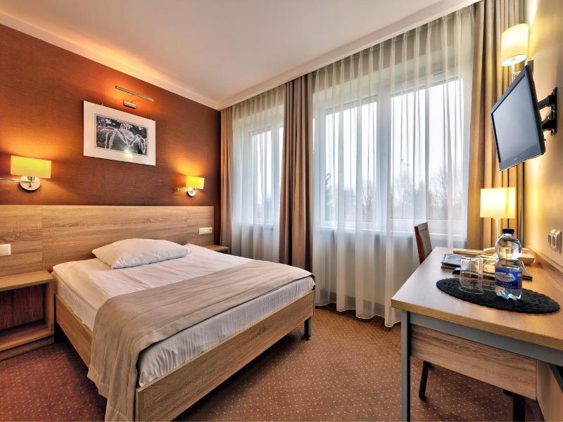 Hotel Le Ony image