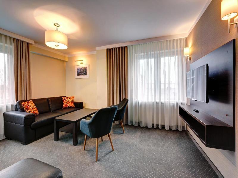 Hotel Le Ony image