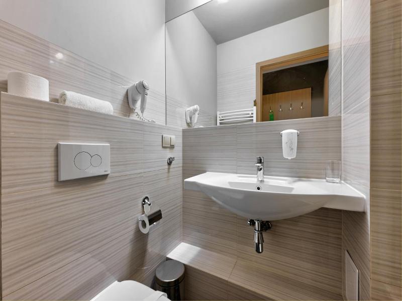 Hotel Le Ony image