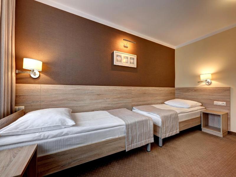 Hotel Le Ony image