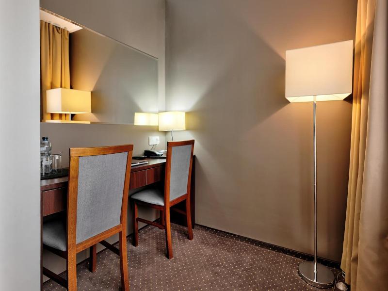 Hotel Le Ony image