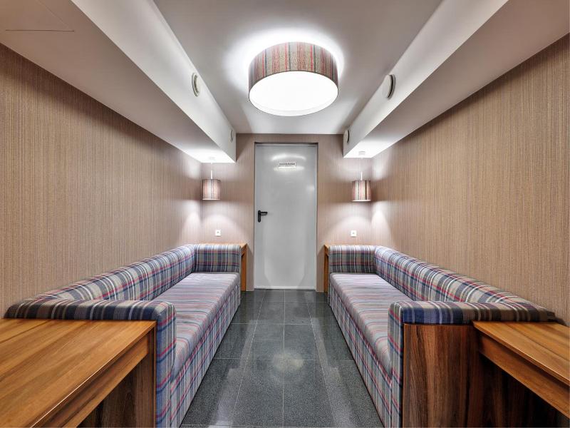 Hotel Le Ony image