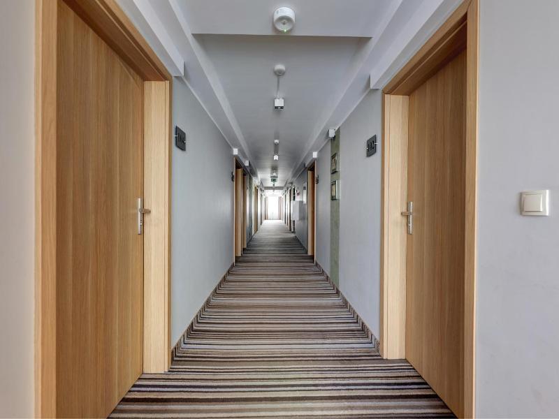 Hotel Le Ony image