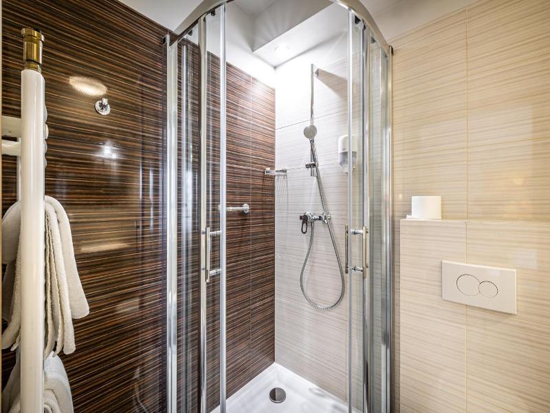 Hotel Le Ony image