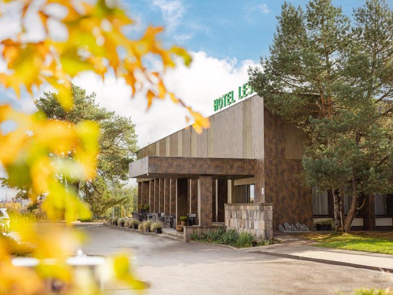 Hotel Le Ony image