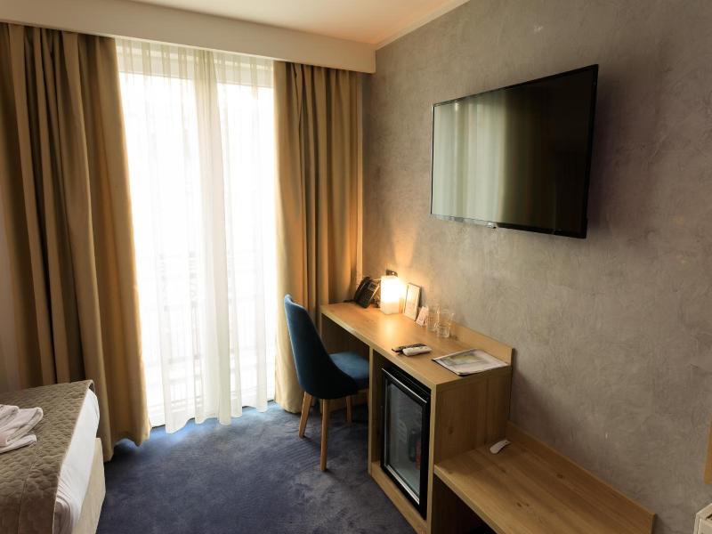 Hotel Elements