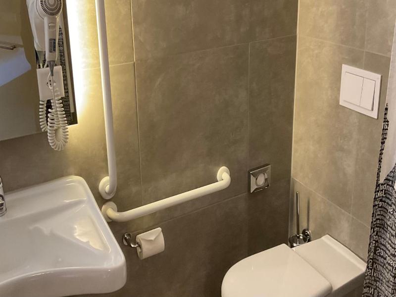 Hotel Liberty Self Check In image