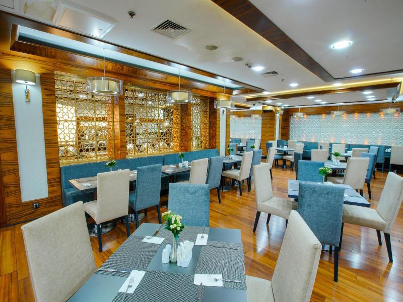 New Park Hotel image