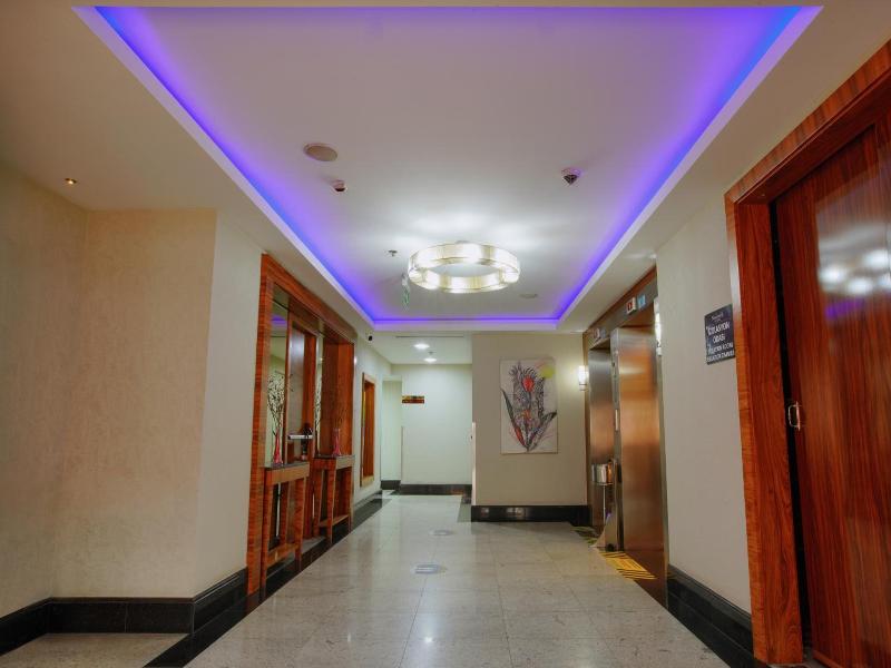 New Park Hotel image