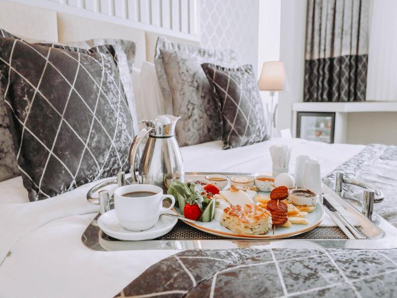 New Park Hotel image