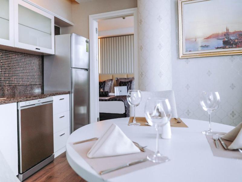 New Park Hotel image