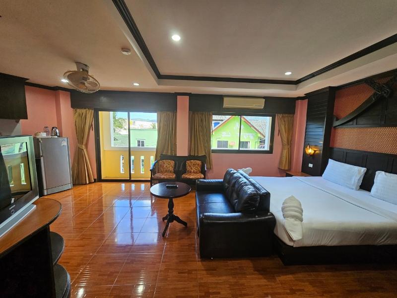 Nanai 2 Residence Patong image