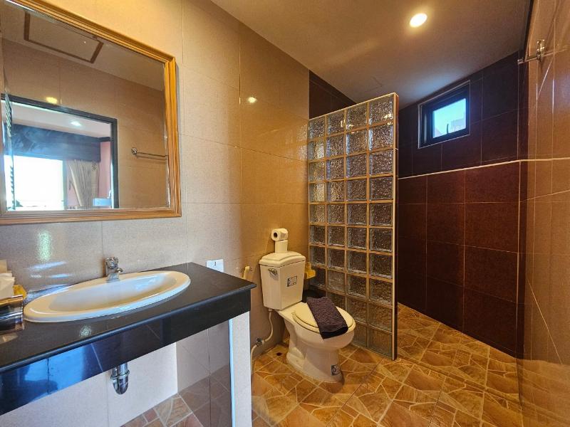 Nanai 2 Residence Patong image
