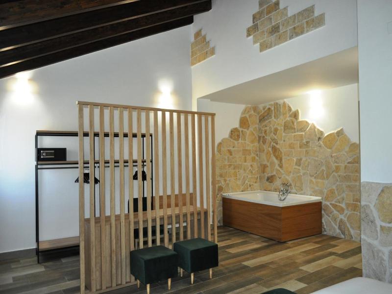 Hostal Restaurante Villa De Brihuega image