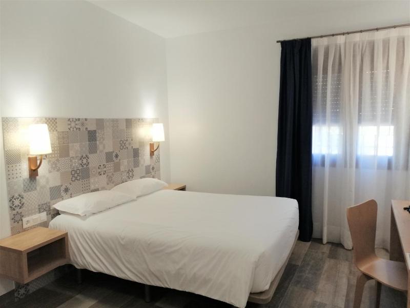 Hostal Restaurante Villa De Brihuega image