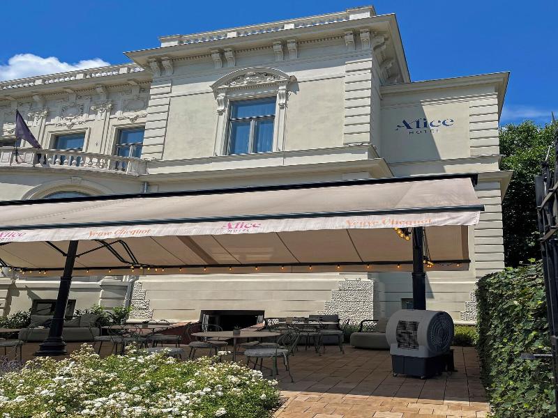 Alice Hotel image