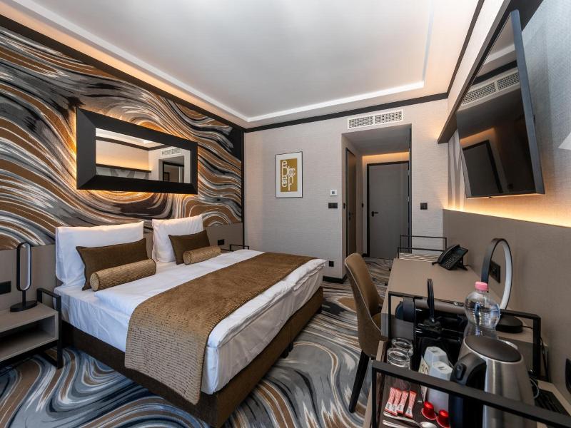Hotel Debrecen image