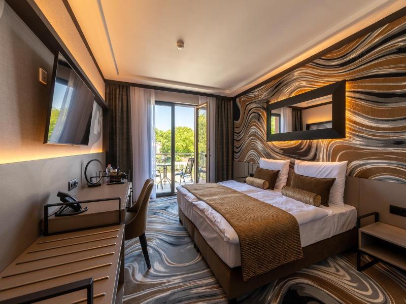 Hotel Debrecen image