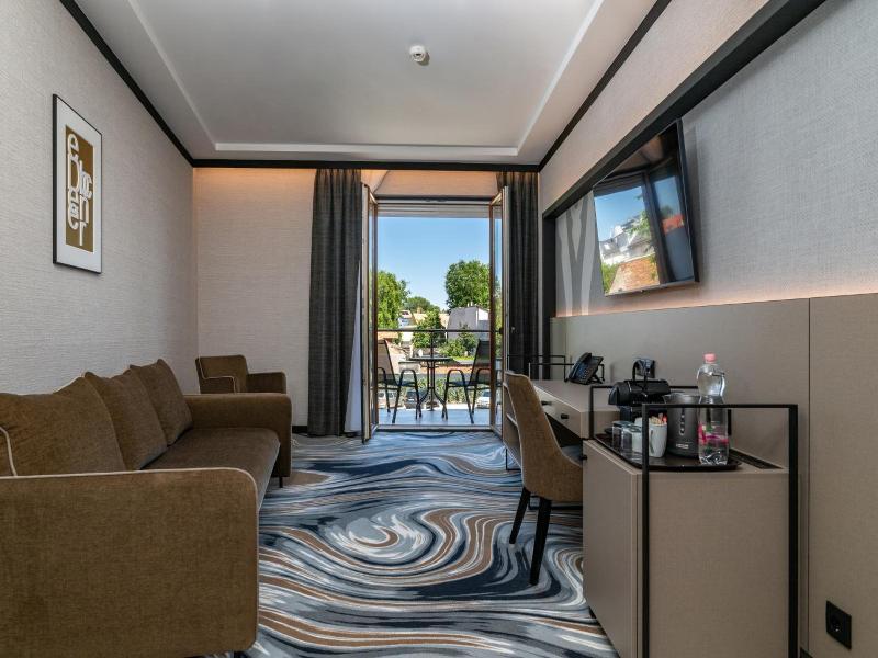 Hotel Debrecen image