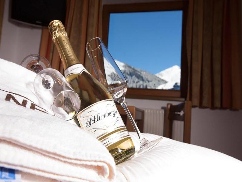 Hotel Sonne image