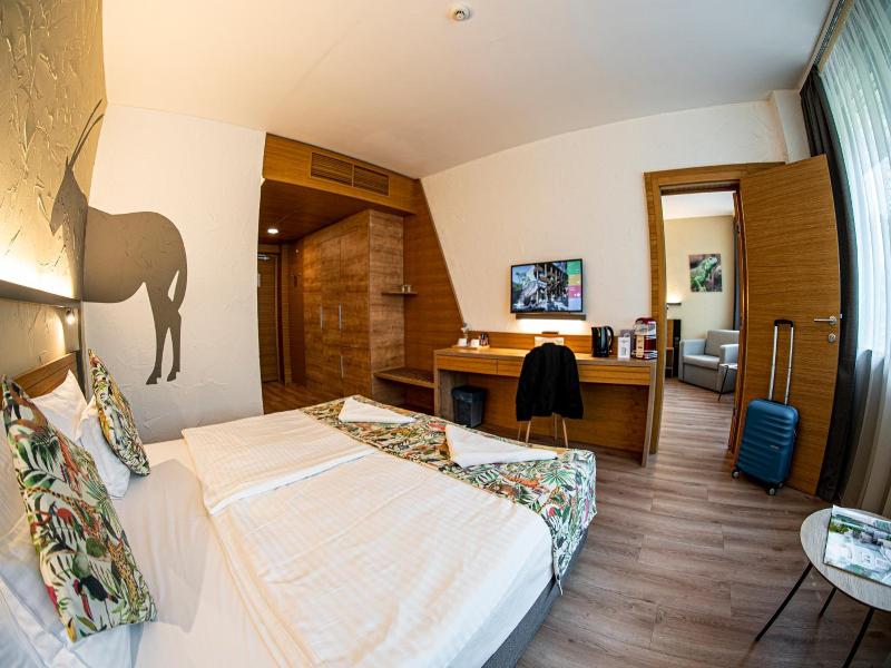 Pangea Hotel