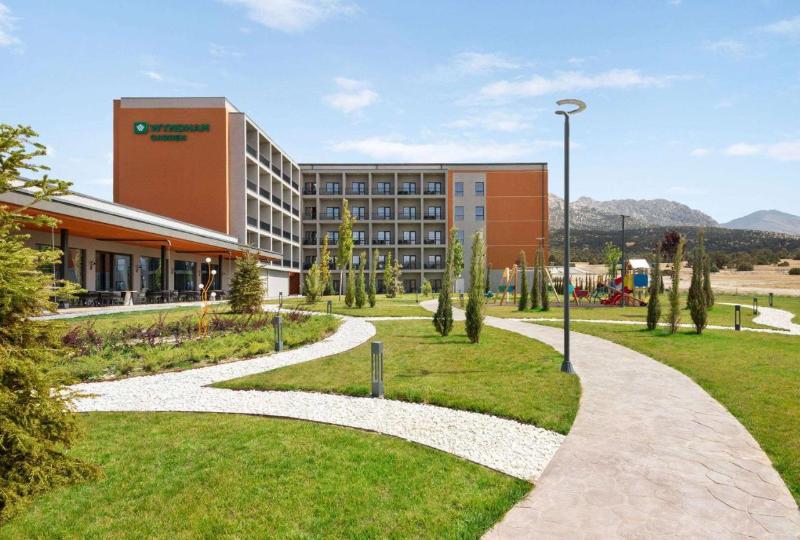 Wyndham Garden Zomin image