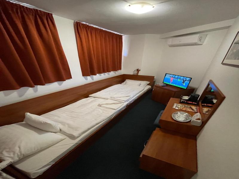 Hotel F Enix image