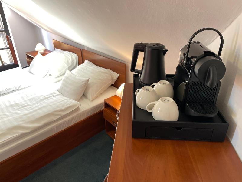 Hotel F Enix image