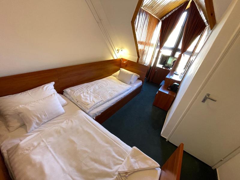 Hotel F Enix image