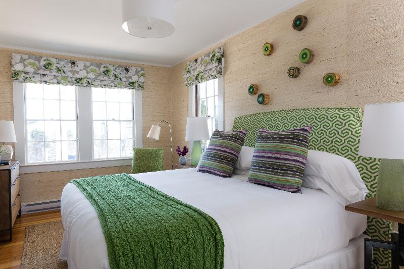 Whitehall Inn image