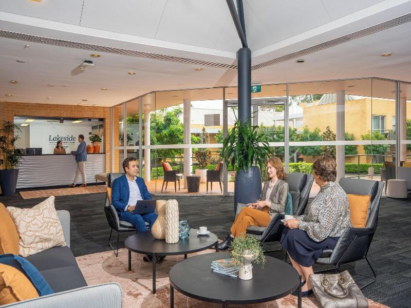 Lakeside Hotel And Conference Centre image