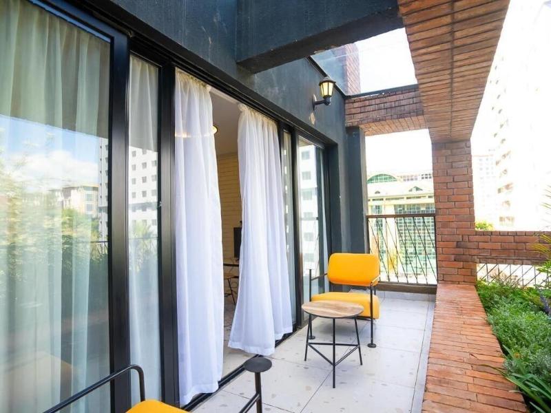 Zarafa Suites Hotel image