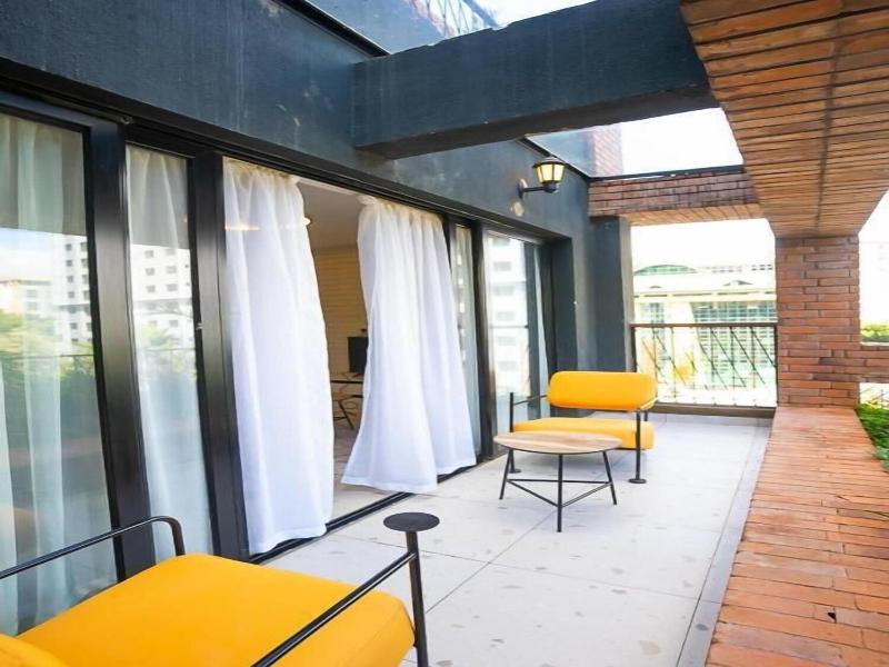 Zarafa Suites Hotel image