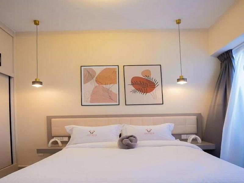 Zarafa Suites Hotel image