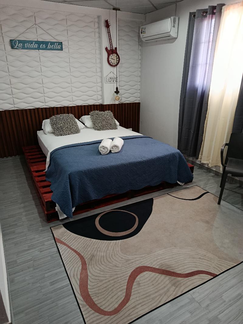 Hostal Cigarra image