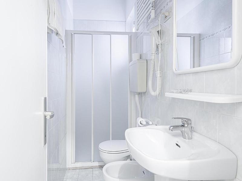 Hotel Corinna image